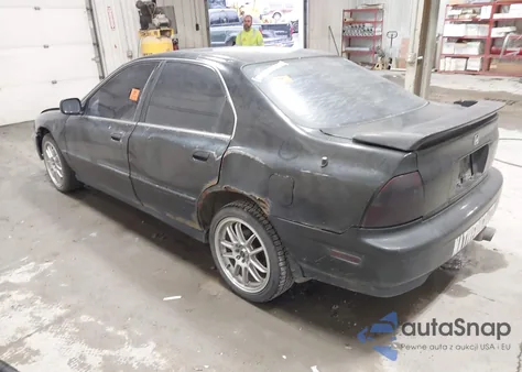 1994 Honda Accord Ex/Ex-R from USA, damaged, VIN 1HGCD5552RA040351